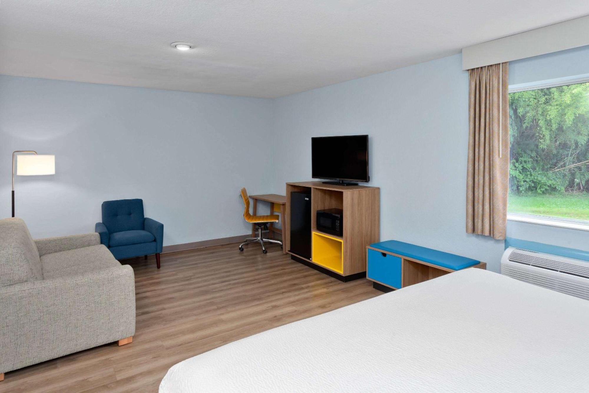 Days & By Wyndham Siler Hotel 2*